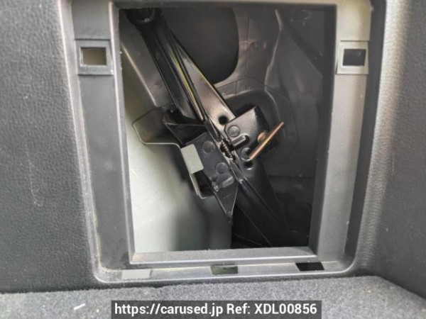 Used 2004 AT mazda verisa DC5W Image[37]