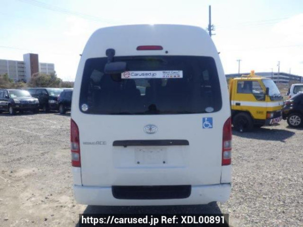 Used 2007 AT toyota regiusace-van TRH200K Image[5]