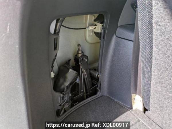 Used 2004 AT toyota wish ZNE10G Image[13]
