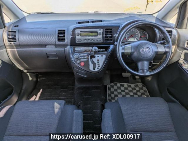 Used 2004 AT toyota wish ZNE10G Image[17]