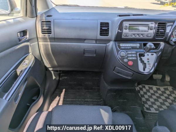 Used 2004 AT toyota wish ZNE10G Image[18]