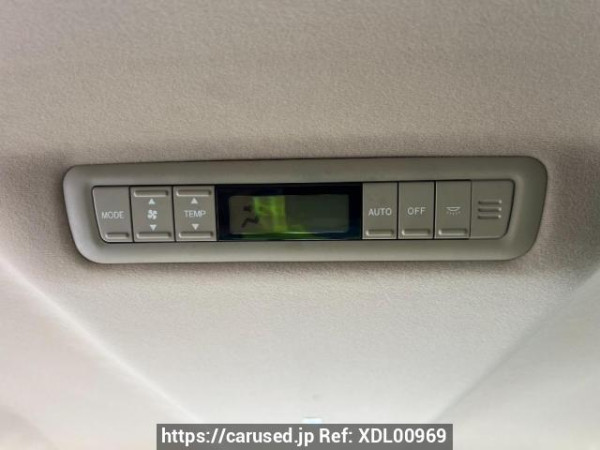 Used 2004 AT toyota alphard ANH10W Image[23]