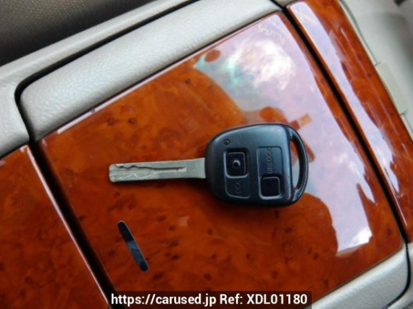 Used 2004 AT toyota harrier ACU35W Image[34]