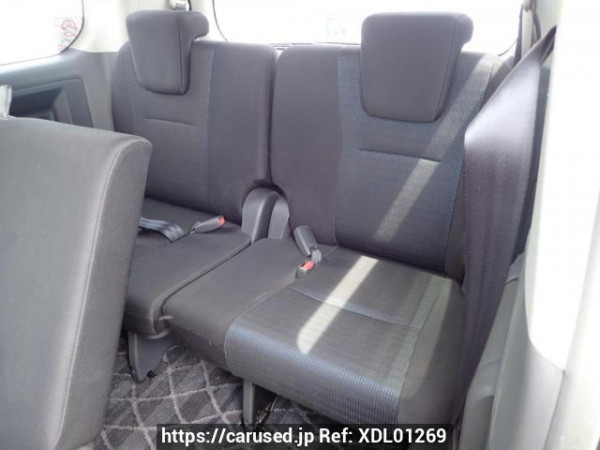 Used 2008 AT toyota voxy ZRR70G Image[16]