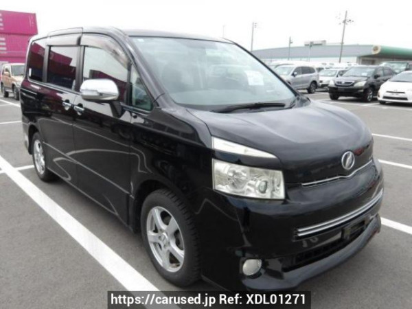 Used 2008 AT toyota voxy ZRR70W Image[0]