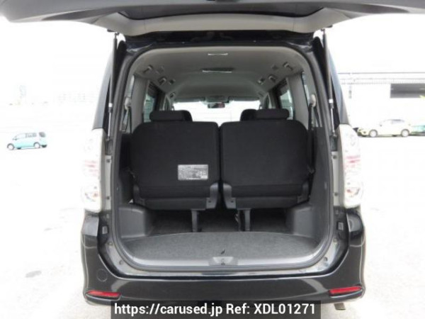 Used 2008 AT toyota voxy ZRR70W Image[6]