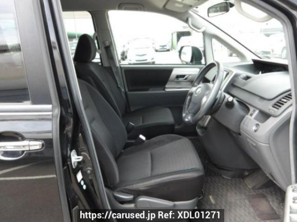 Used 2008 AT toyota voxy ZRR70W Image[11]