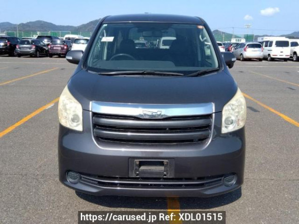 Used 2010 AT toyota noah ZRR70G Image[1]