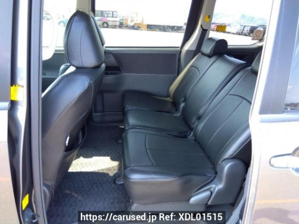 Used 2010 AT toyota noah ZRR70G Image[15]