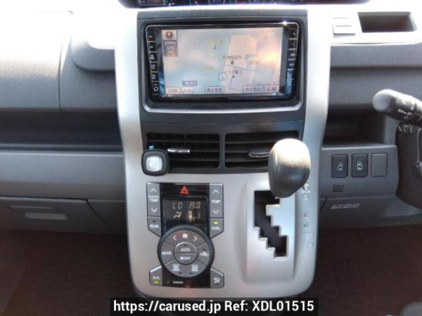 Used 2010 AT toyota noah ZRR70G Image[22]