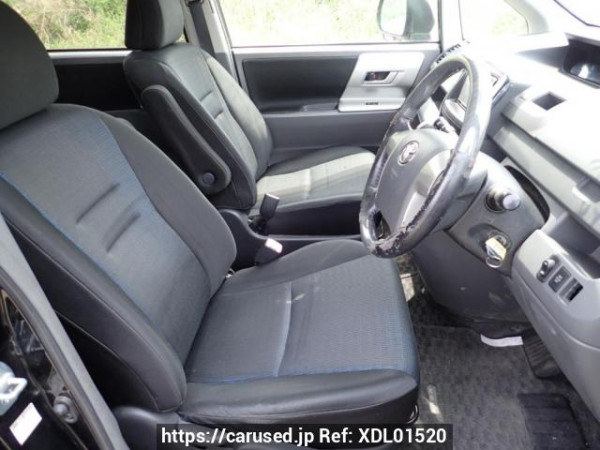 Used 2007 AT toyota voxy ZRR70W Image[11]