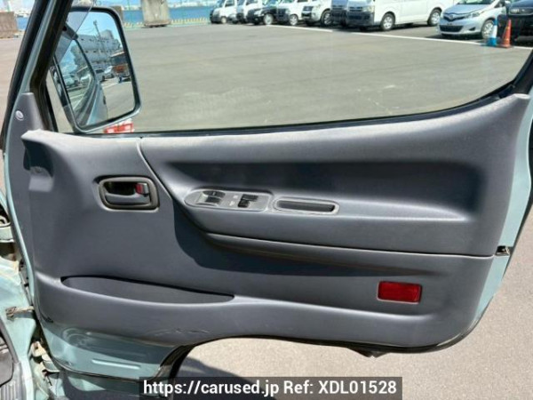 Used 2001 AT toyota regiusace-van RZH112V Image[16]