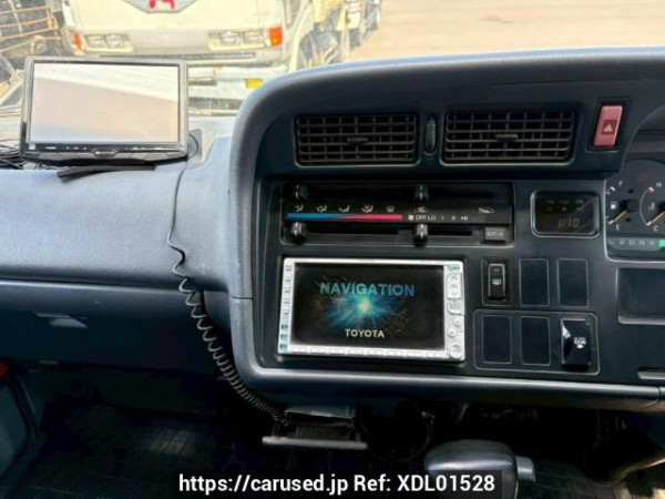 Used 2001 AT toyota regiusace-van RZH112V Image[22]