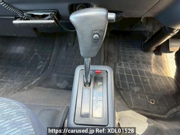 Used 2001 AT toyota regiusace-van RZH112V Image[25]