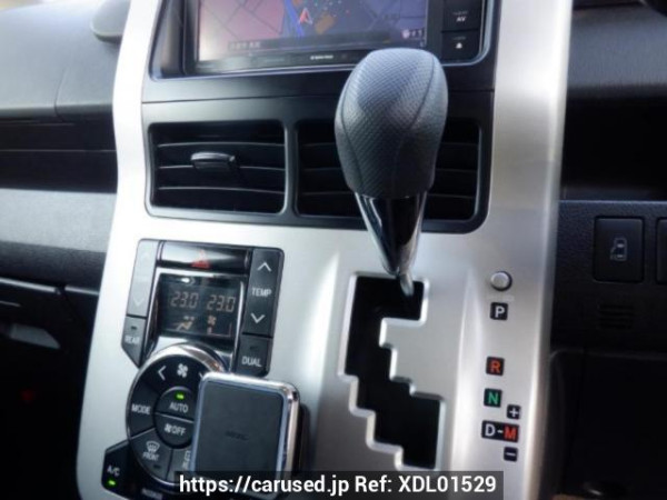Used 2012 AT toyota noah ZRR70G Image[23]