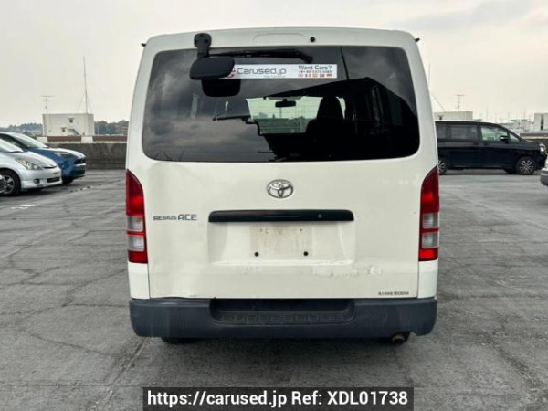 Used 2005 MT toyota regiusace-van KDH200V Image[5]