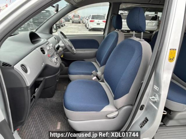 Used 2005 AT toyota sienta NCP81G Image[14]