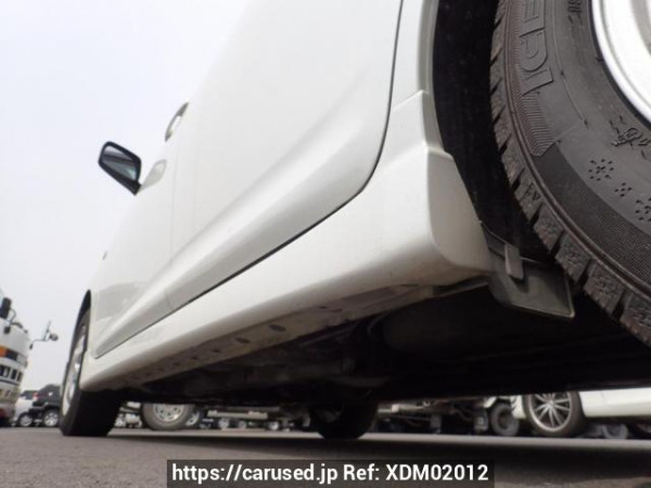 Used 2004 AT toyota wish ZNE10G Image[32]