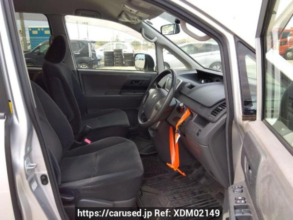 Used 2010 AT toyota noah ZRR70G Image[13]
