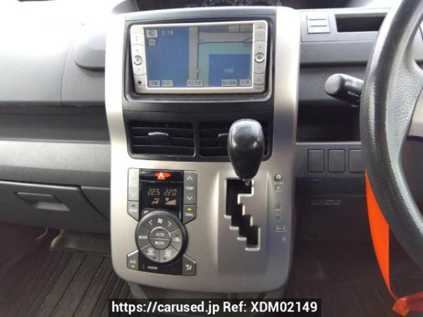 Used 2010 AT toyota noah ZRR70G Image[24]