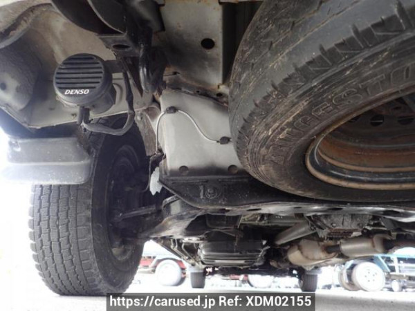Used 2004 AT toyota granvia VCH38S Image[27]