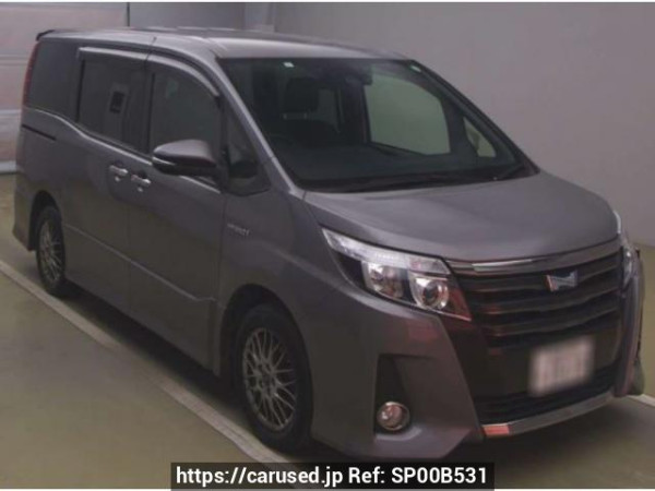 Used2017 AT Toyota Noah ZWR80WImage[0]