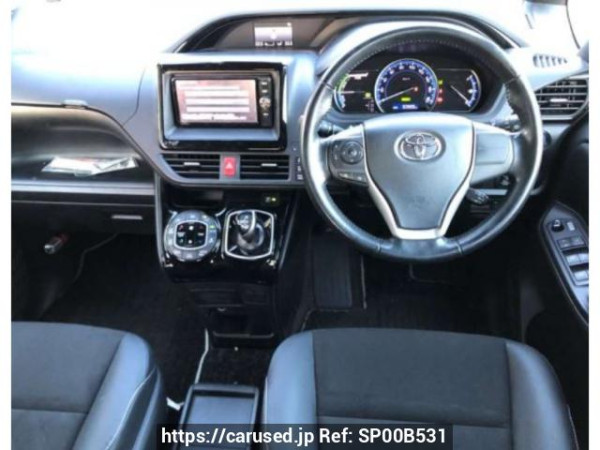 Used2017 AT Toyota Noah ZWR80WImage[2]