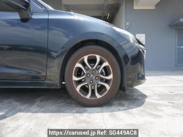 Used 2015 AT mazda mazda2 null Image[9]