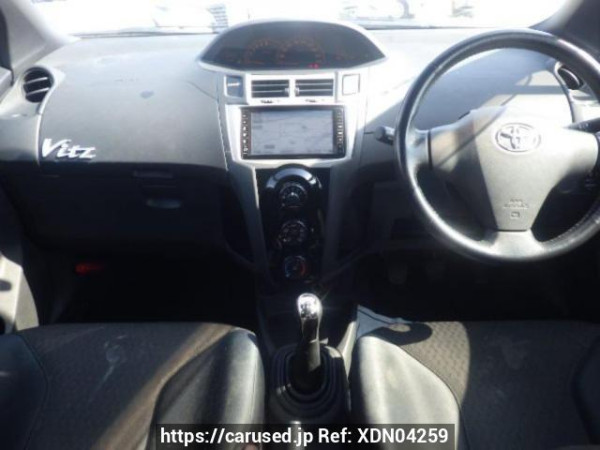Used 2005 MT toyota vitz NCP91 Image[15]