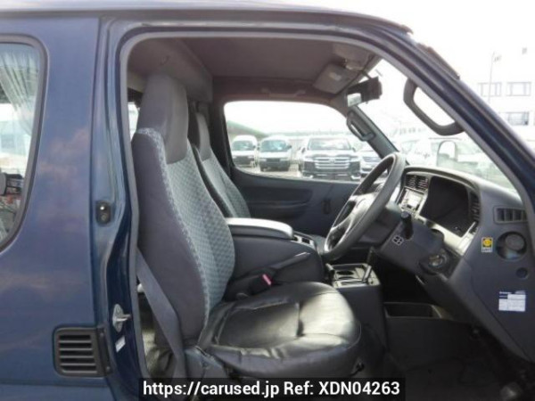 Used 2000 AT toyota hiace-wagon RZH111G Image[10]