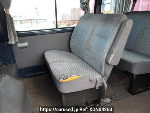 Used 2000 AT toyota hiace-wagon RZH111G Image[12]