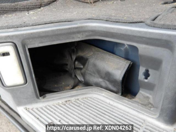 Used 2000 AT toyota hiace-wagon RZH111G Image[36]