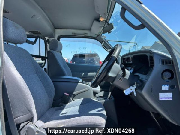 Used 2003 AT toyota hiace-van RZH112V Image[13]