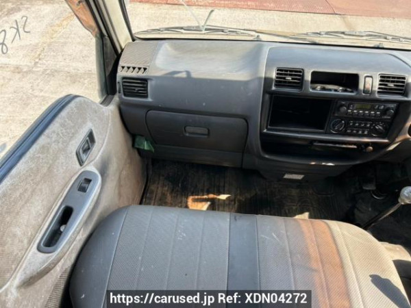 Used 2005 MT nissan vanette-van SK82VN Image[16]