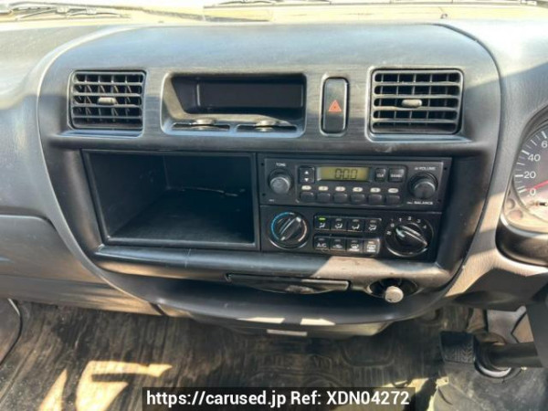 Used 2005 MT nissan vanette-van SK82VN Image[19]