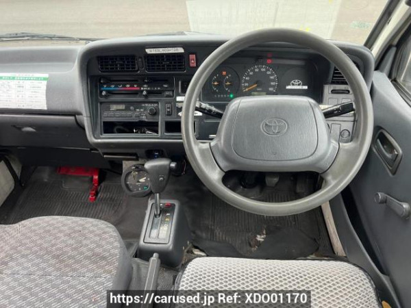 Used 2001 AT toyota hiace-van RZH112V Image[18]