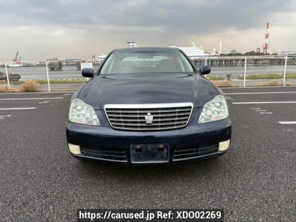 Used 2004 AT toyota crown GRS180 Image[1]