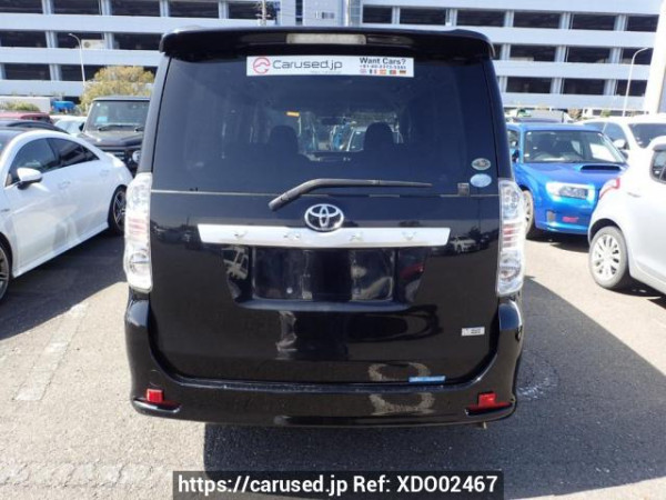 Used 2008 AT toyota voxy ZRR70W Image[4]