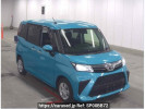 Toyota Roomy M900A