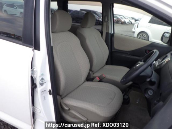 Used 2005 AT toyota ractis SCP100 Image[19]