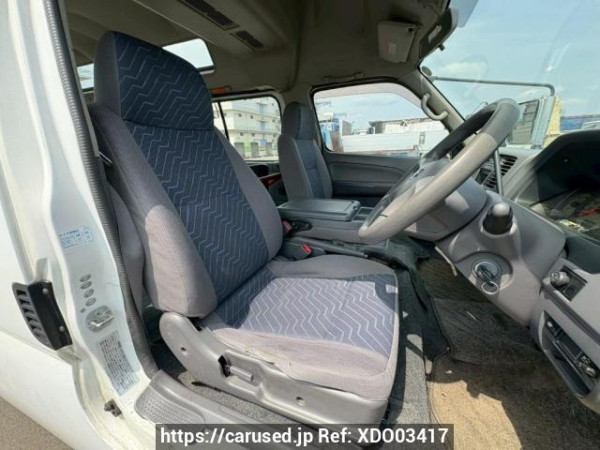 Used 2004 AT nissan caravan-bus DWMGE25 Image[12]