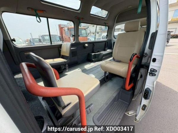 Used 2004 AT nissan caravan-bus DWMGE25 Image[14]