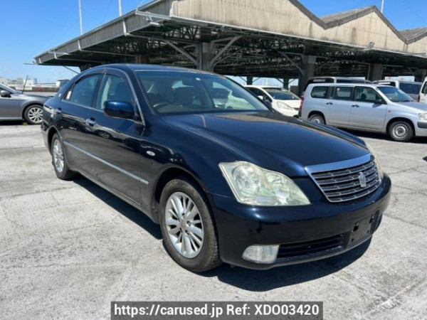 Used 2004 AT toyota crown GRS180 Image[0]