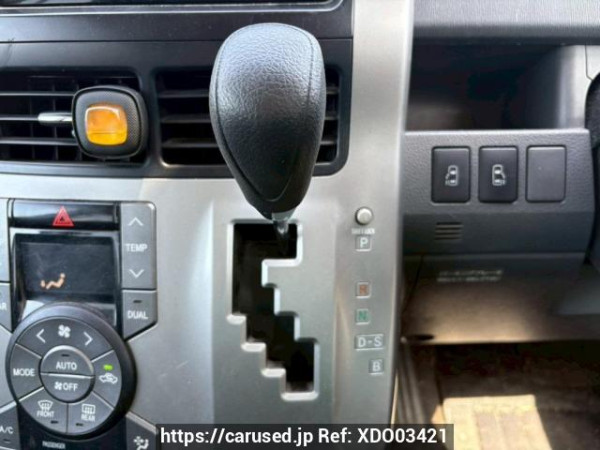 Used 2008 AT toyota voxy ZRR70W Image[28]