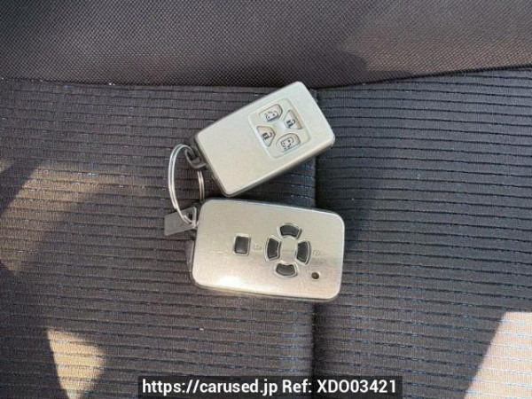 Used 2008 AT toyota voxy ZRR70W Image[31]