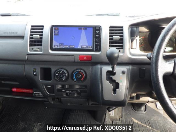 Used 2004 AT toyota hiace-van KDH205V Image[30]