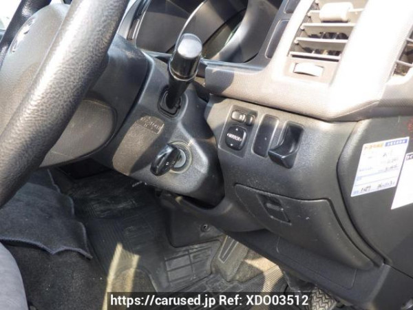 Used 2004 AT toyota hiace-van KDH205V Image[32]