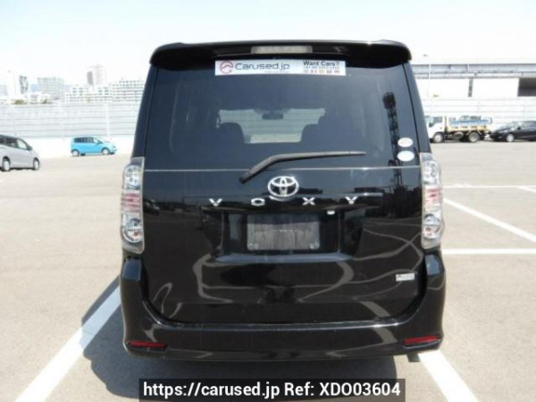 Used 2007 AT toyota voxy ZRR70W Image[4]