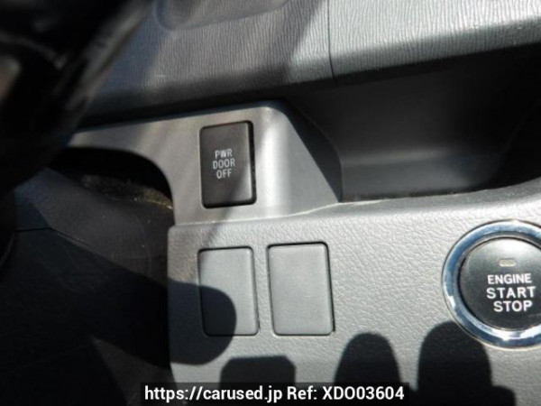 Used 2007 AT toyota voxy ZRR70W Image[25]