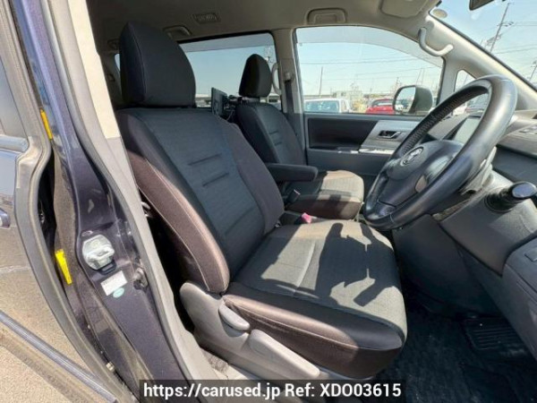 Used 2009 AT toyota voxy ZRR70W Image[12]